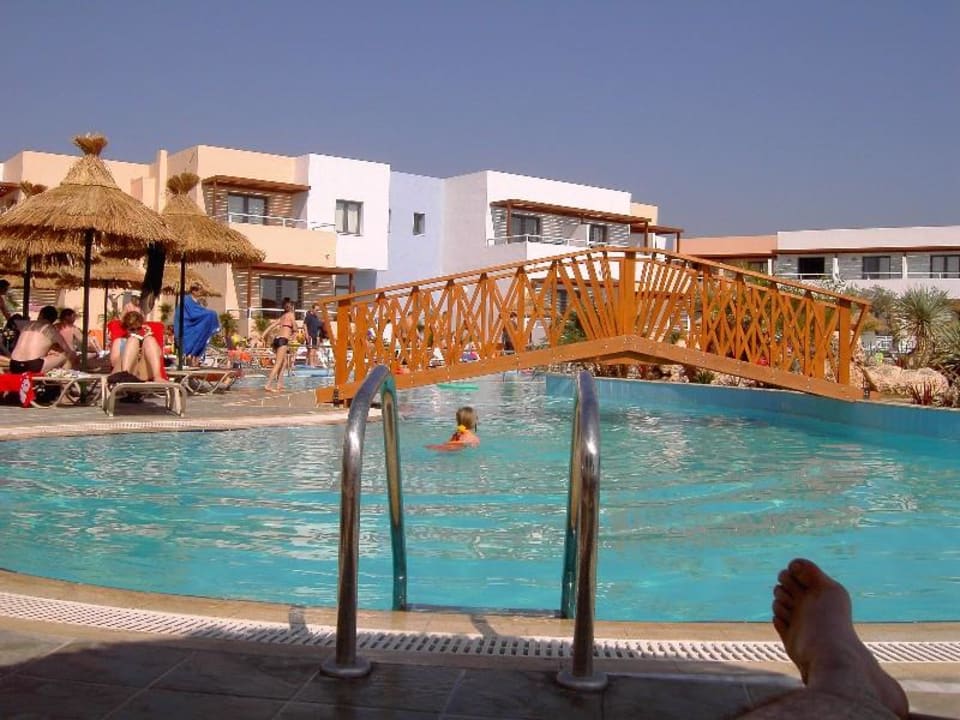 Poolansicht Atlantica Mikri Poli Rhodes