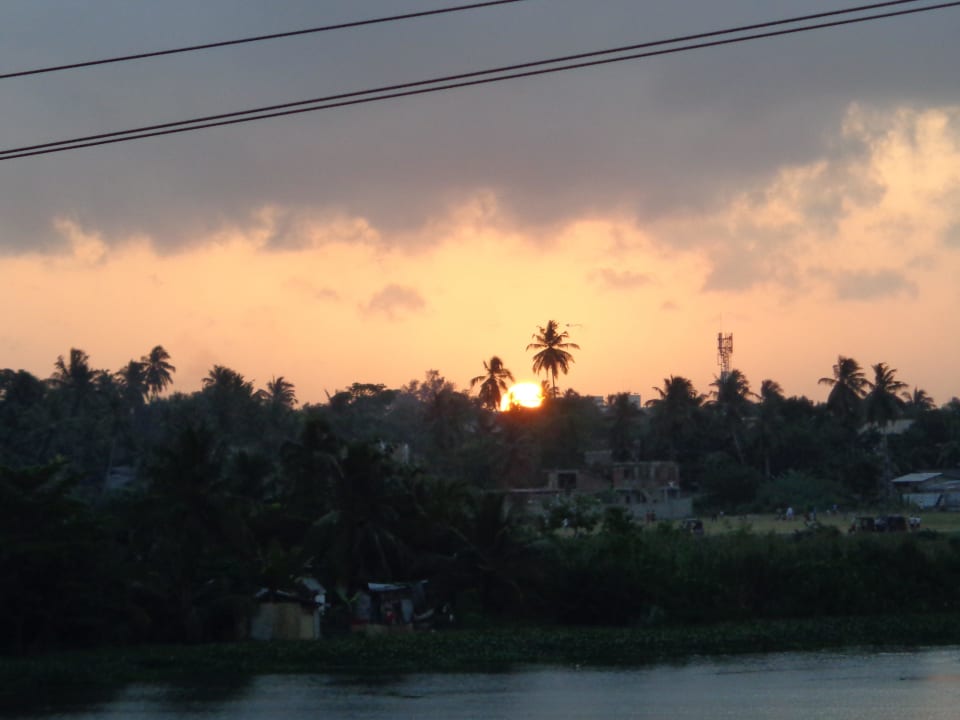 Sonnenuntergang Spring of Life Ayurveda Resort