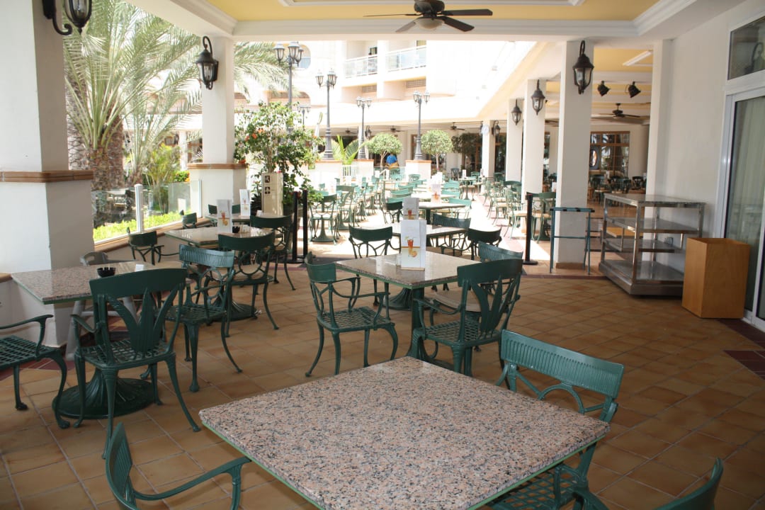 Terrasse Hotel Riu Palace Tres Islas