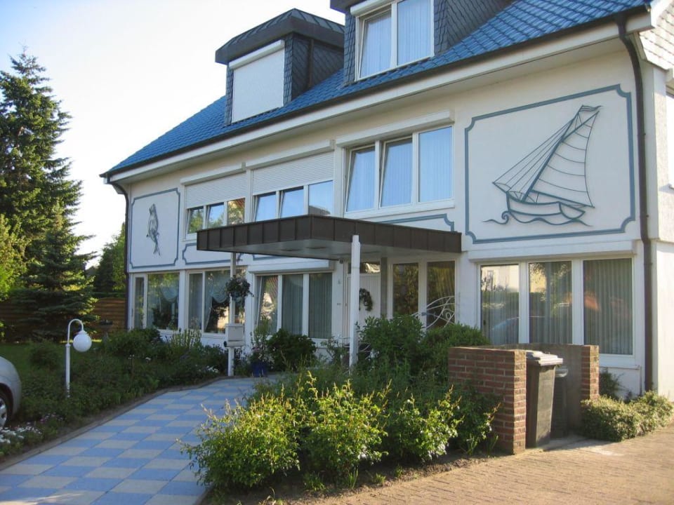 Nebengebäude des Hotels Villa Undine Hotel Villa Undine Grömitz