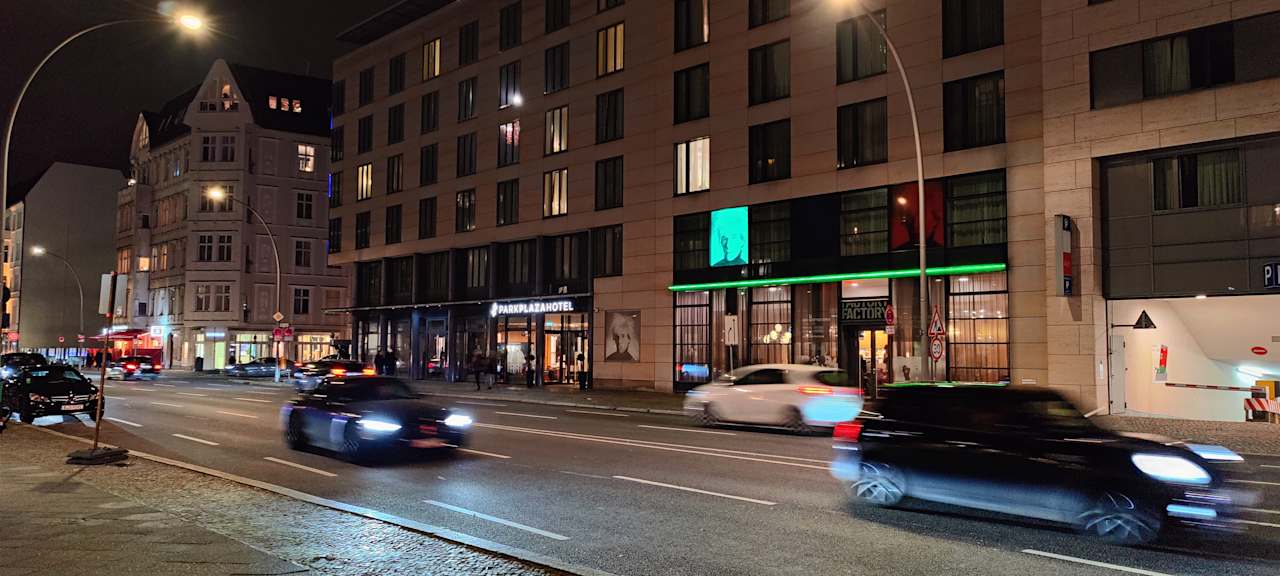 Außenansicht Park Plaza Berlin