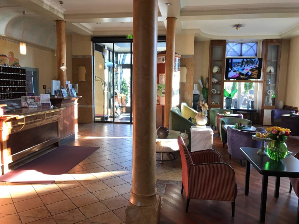 Rezeption Spirit & SPA Hotel Birkenhof am Elfenhain