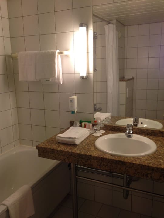 Badezimmer Hotel NH Leipzig Messe