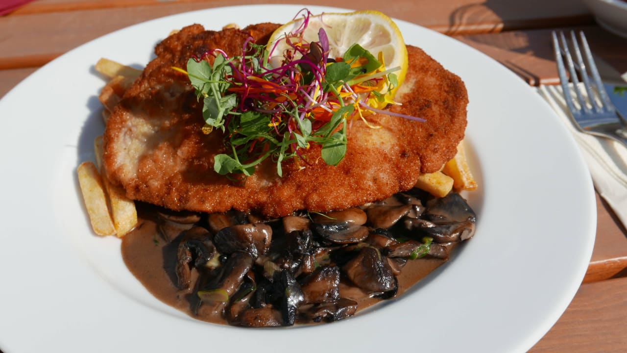 Schnitzel war lecker! Hotel Am Peenetal Gutshof Liepen