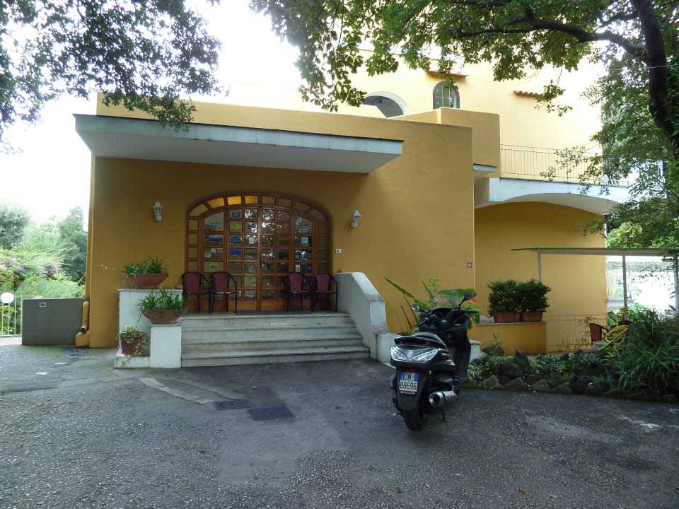 Hoteleingang Hotel Cleopatra