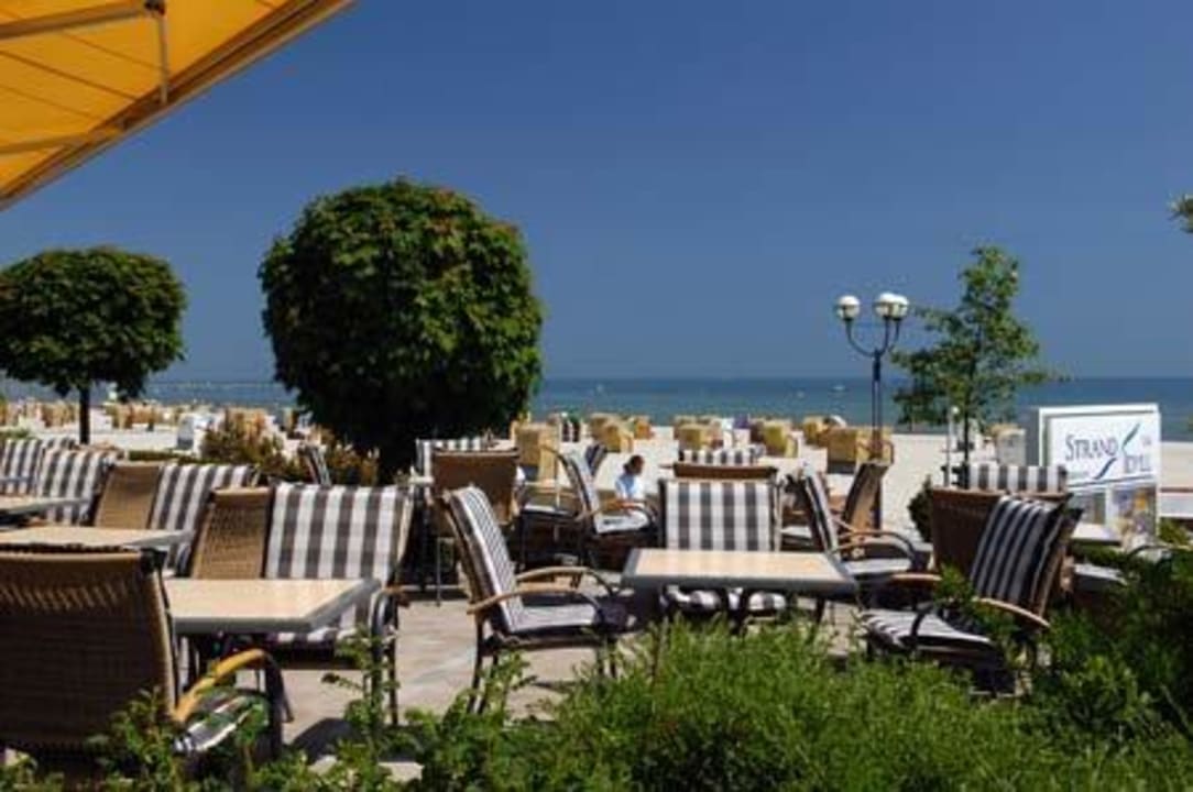 Sonnenterrasse an der Promenade Hotel Strandidyll