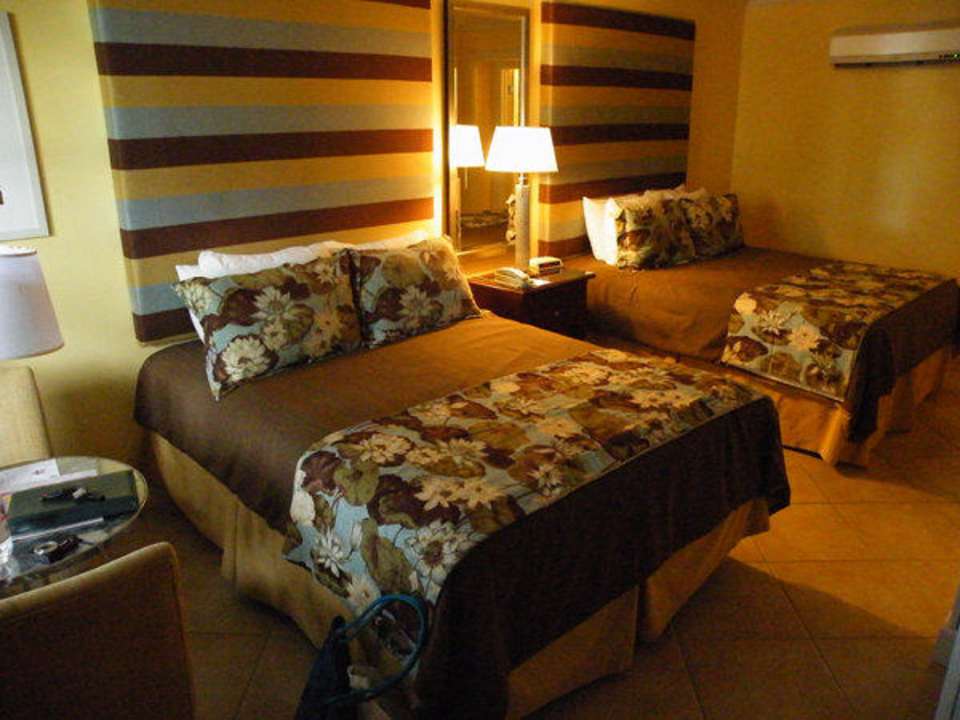 Zimmer Southernmost Beach Resort Key West