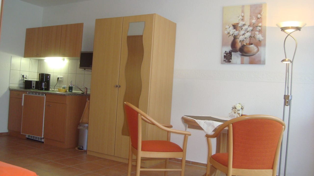Miniküche mit Sitzecke Alttolkewitzer Ferien- & Privatzimmer