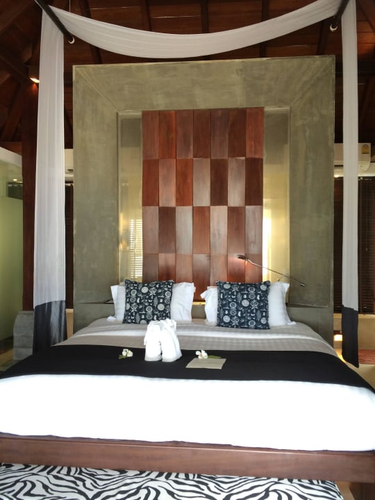 Bett Pavilion Samui Villas & Resort