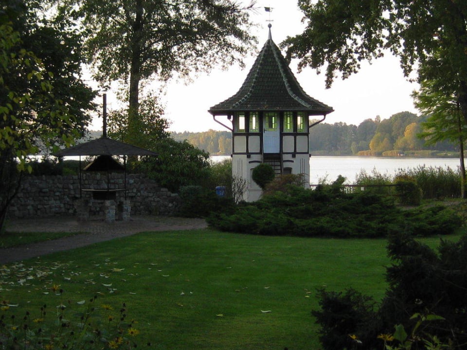 Der See hinterm Hotel Hotel Seeschlösschen