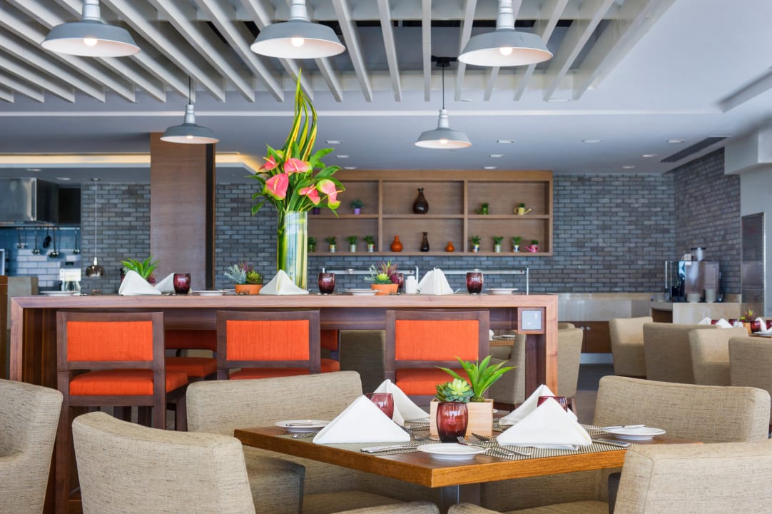 Restaurant Hilton Garden Inn Ras Al Khaimah