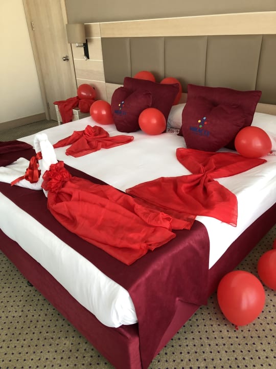 Zimmer Hotel Miracle Resort