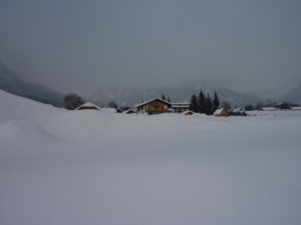 So viel Schnee Hotel Pension Sonnenuhr