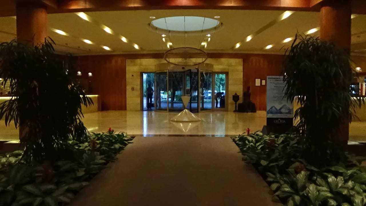 Entree Gloria Serenity Resort