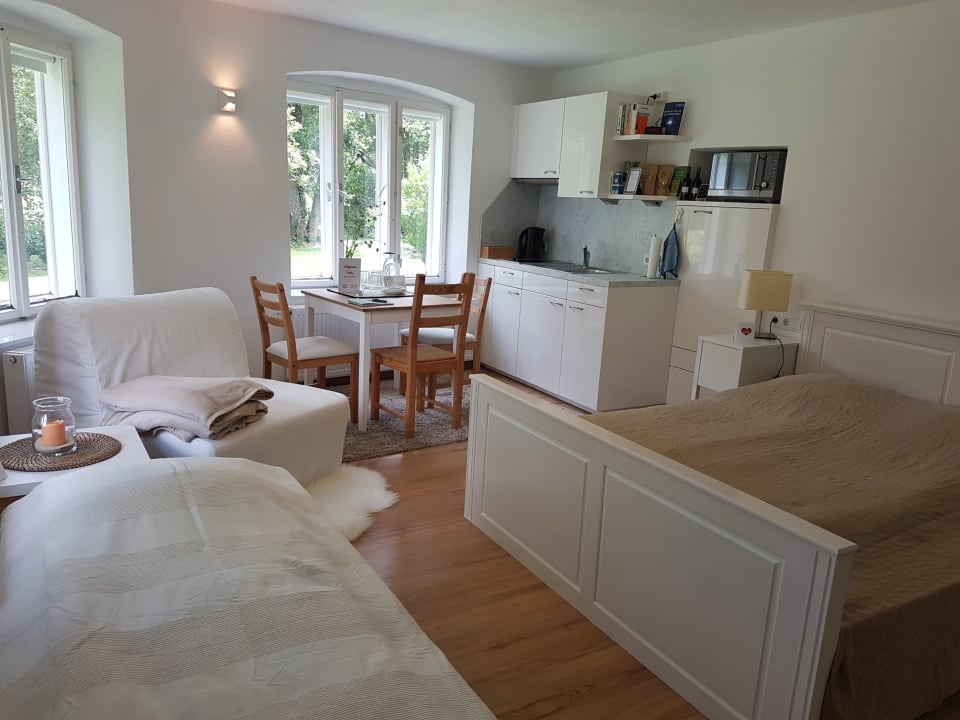 Zimmer Grüne Wiese - Gäste-Minibungalow in der Edermühle