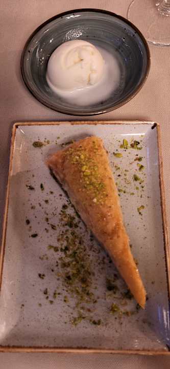 Gastro Miramare Queen Hotel