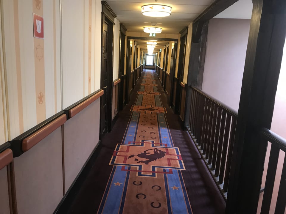 Sonstiges Disney's Hotel Cheyenne