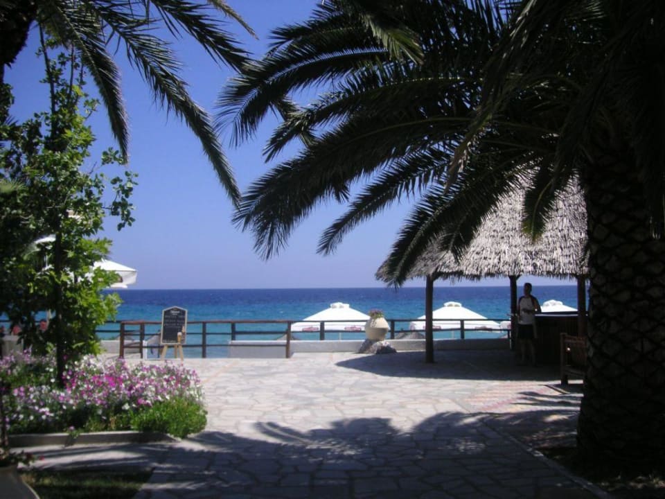 Aussicht auf den Strandbereich Hotel Mendi