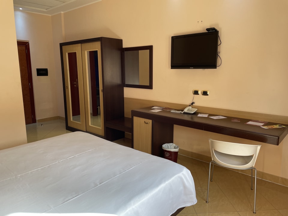 Zimmer Grand Hotel Paradiso