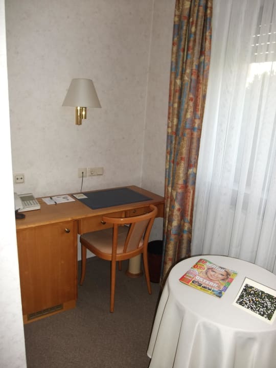 Schreibtisch Hotel Sonnenhof