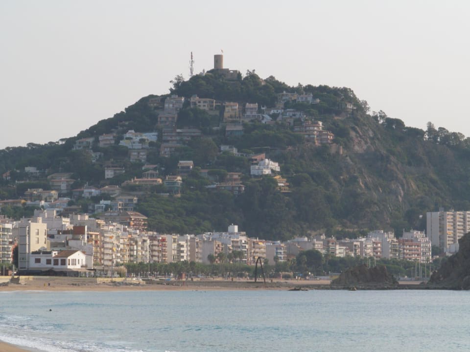 Вид на замок-крепость Святого Иоанна Hotel Blanes