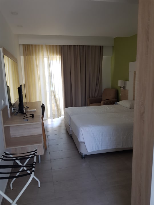 Zimmer Euro Village Achilleas Hotel