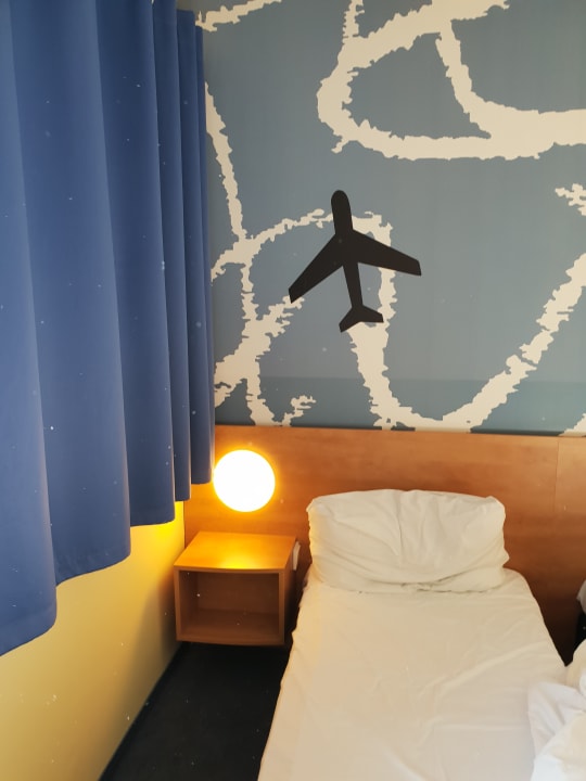 Zimmer B&B Hotel Frankfurt-Hahn Airport