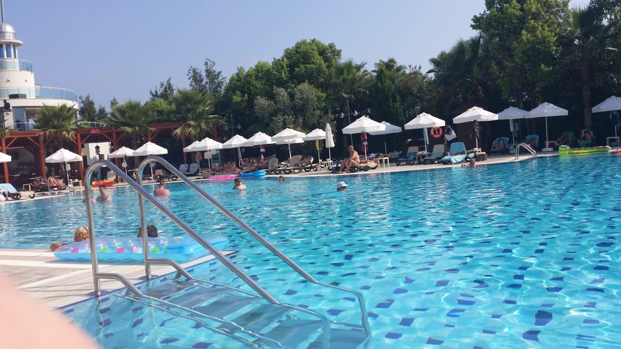 Pool Commodore Elite Suites & Spa - Adults only
