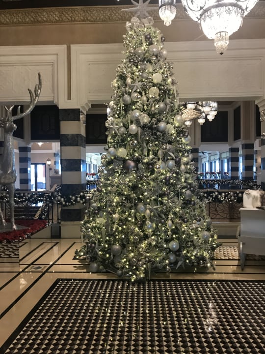 Lobby Jumeirah Mina Al Salam