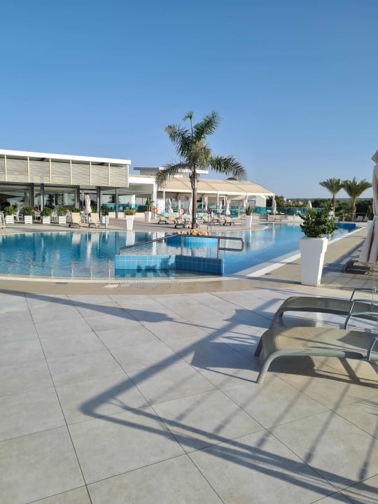 Pool Asterias Beach