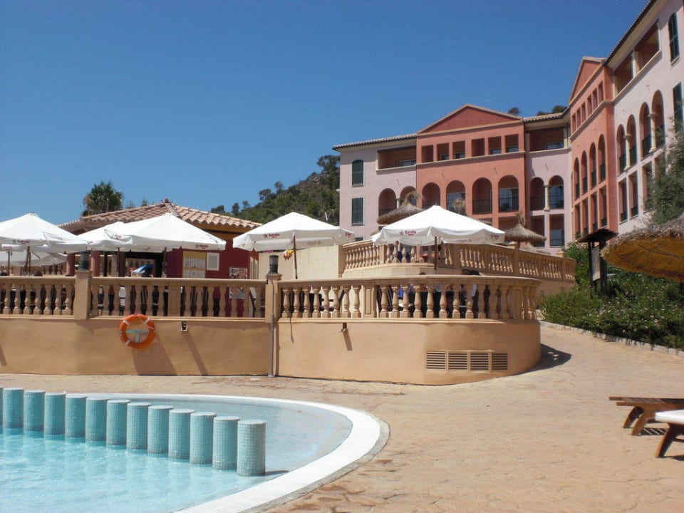 Kleiner Pool und Snack Bar Bordoy Don Antonio