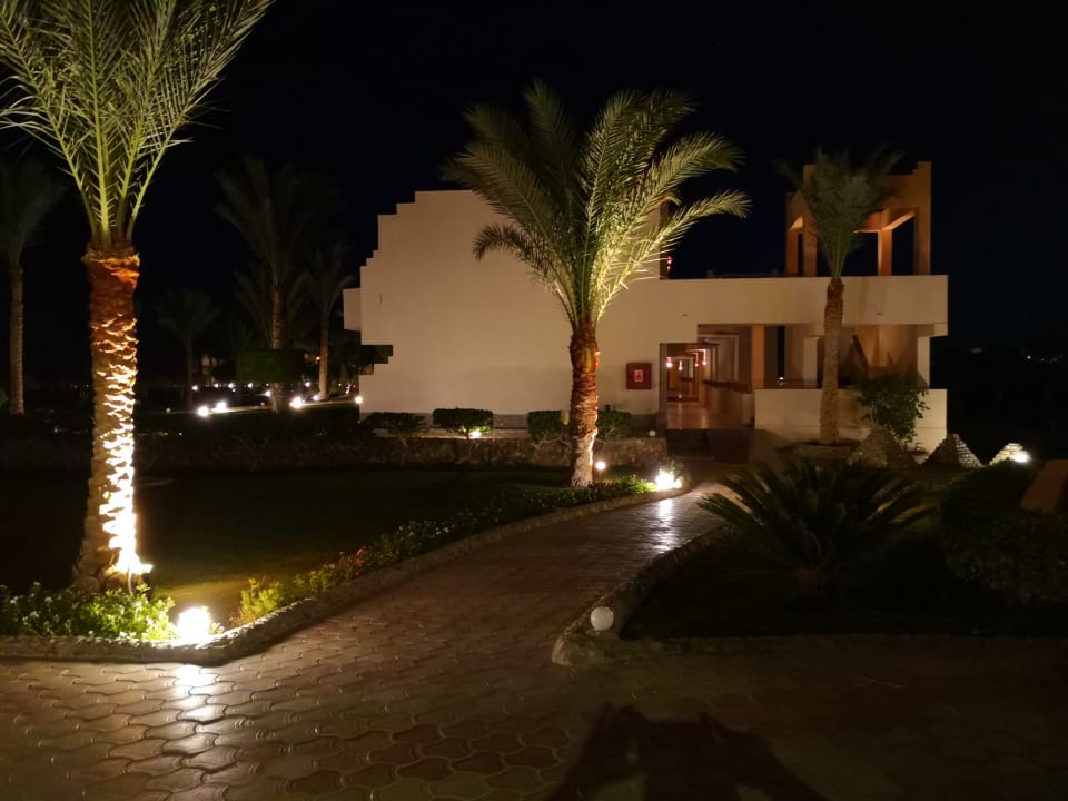 Gartenanlage Three Corners Sea Beach Resort