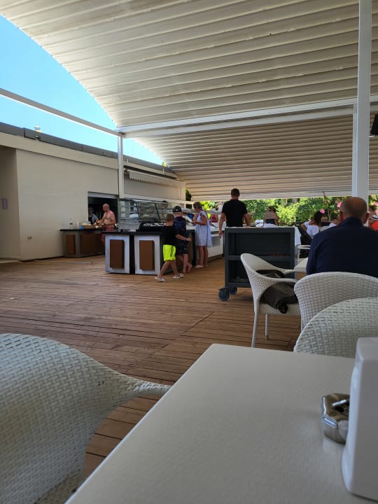 Gastro Wyndham Garden Lara