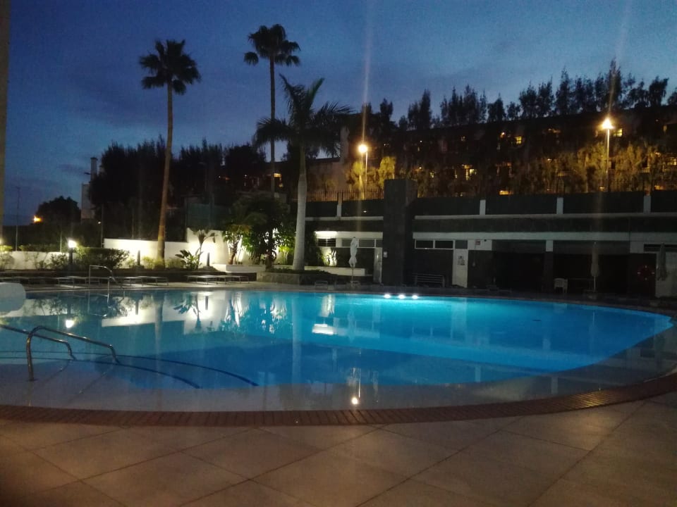 Pool allsun Hotel Lucana