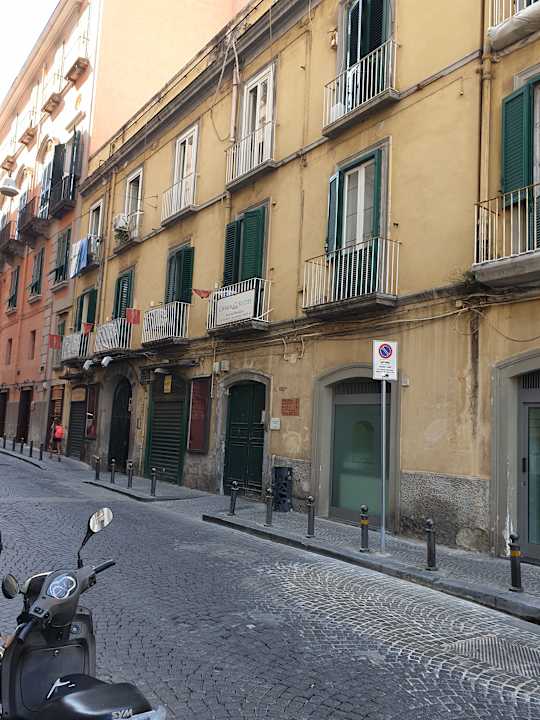 Außenansicht Chiaia Suites