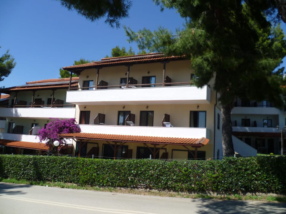 Wohngebäude Blue Dolphin Resort Hotel