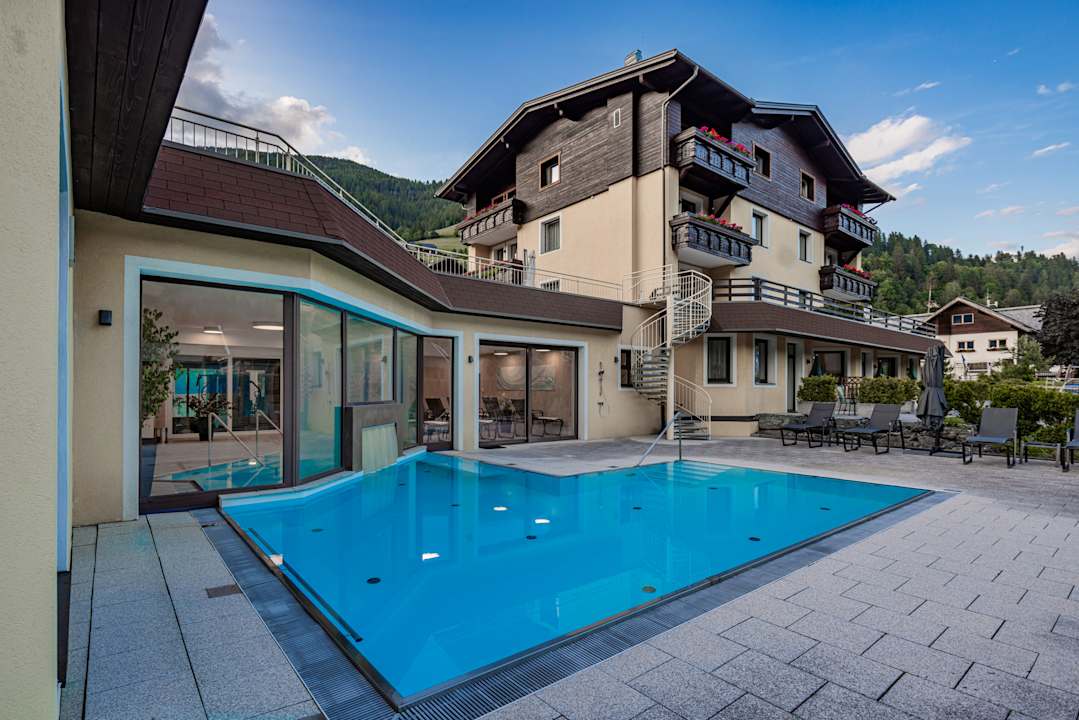 Pool Hotel Alpine Spa Residence
