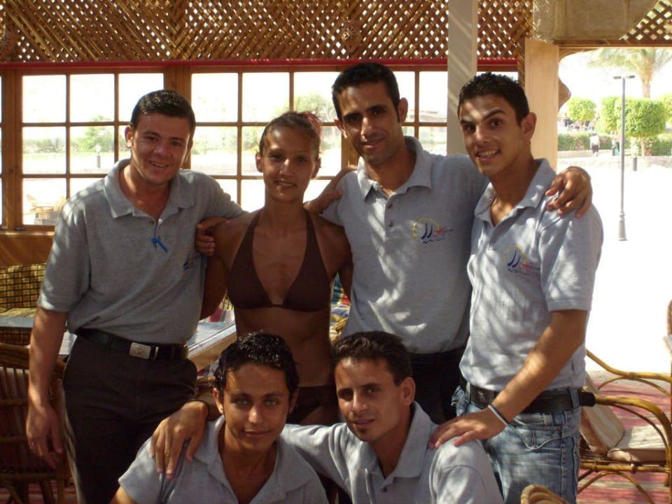 beach team Happy Life Village