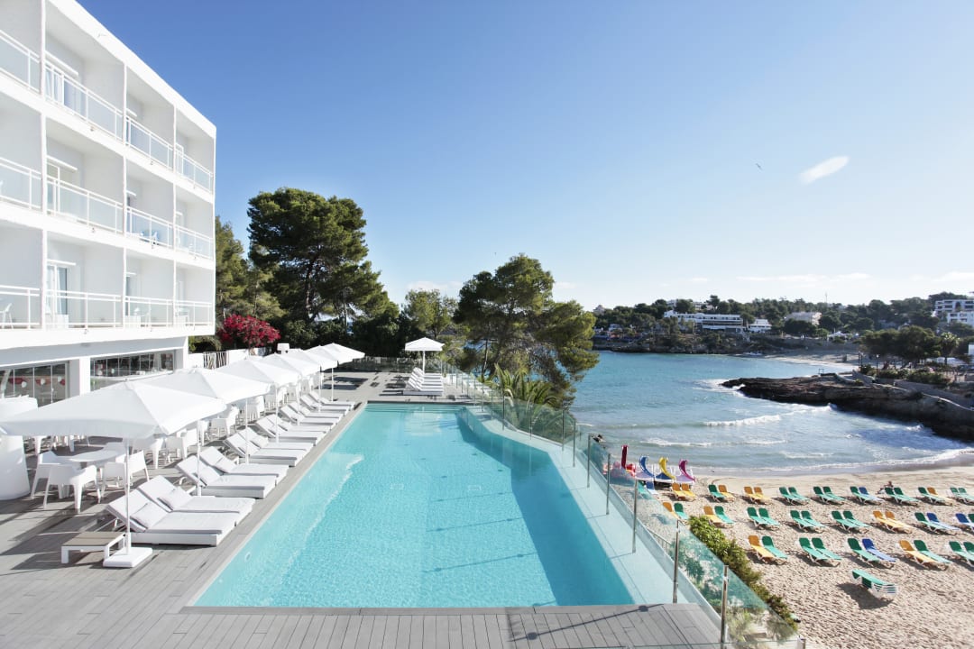 Pool Grupotel Ibiza Beach Resort