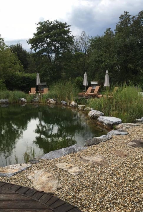 Mit Schwimmteich  Garten-Hotel Ochensberger