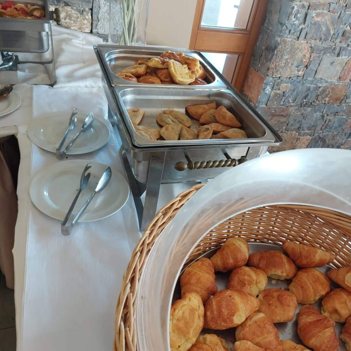 Gastro Kernos Beach Hotel & Bungalows