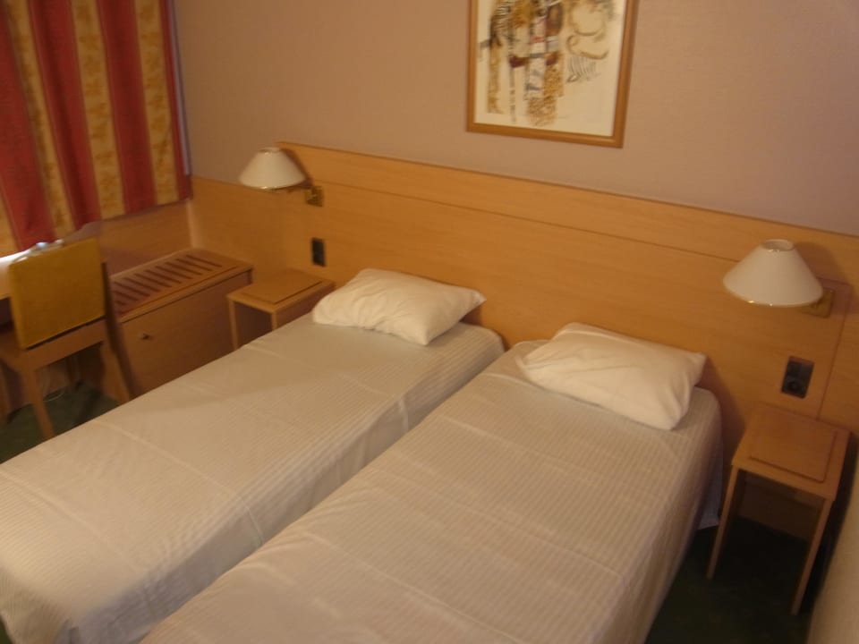 Bett Hotel Kyriad Montbeliard Sochaux