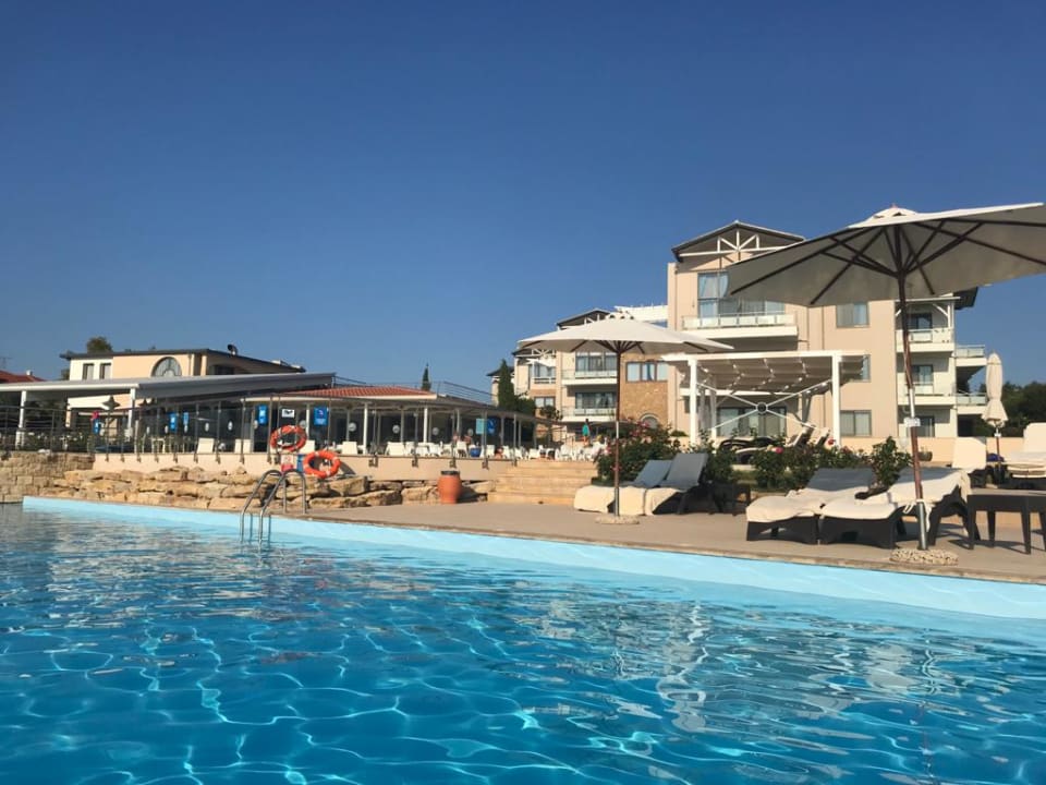 Pool Istion Club & Spa