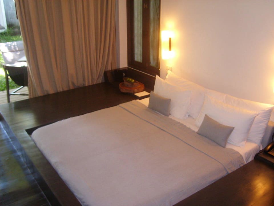 Schlafbereich Garden Villa Tolani Resort Koh Samui