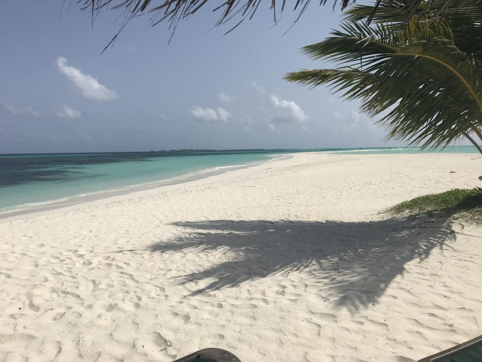 Strand Kuredu Island Resort & Spa