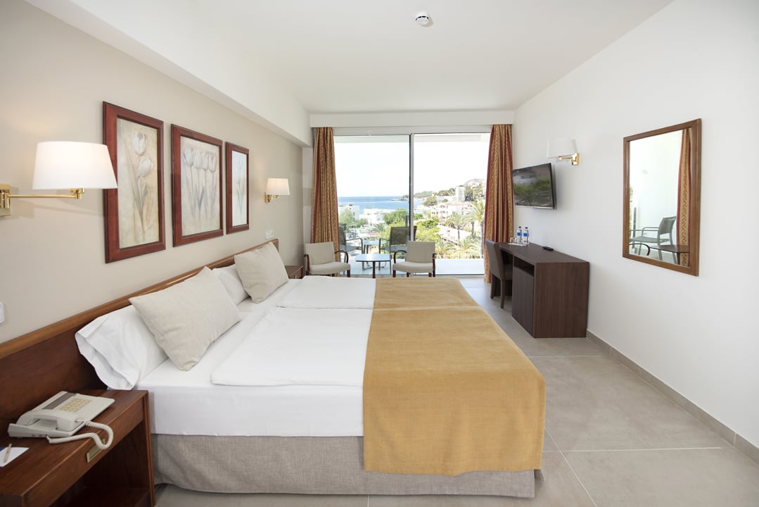Zimmer allsun Hotel Cormoran