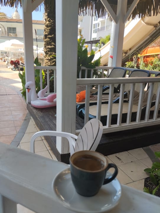 Pool Well Palace Side