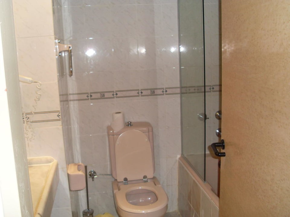 Bad Tusan Beach Resort