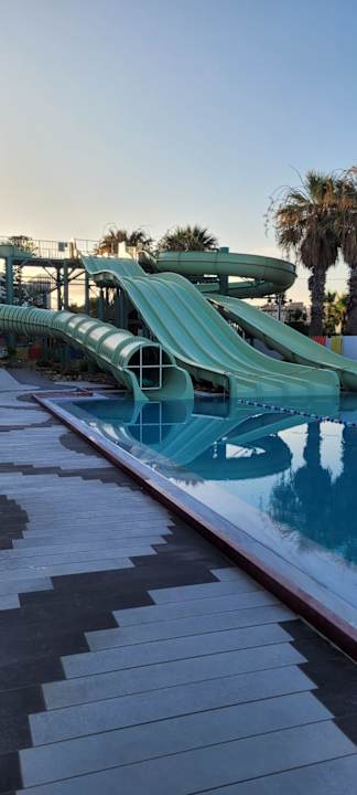 Pool Arina Beach Resort