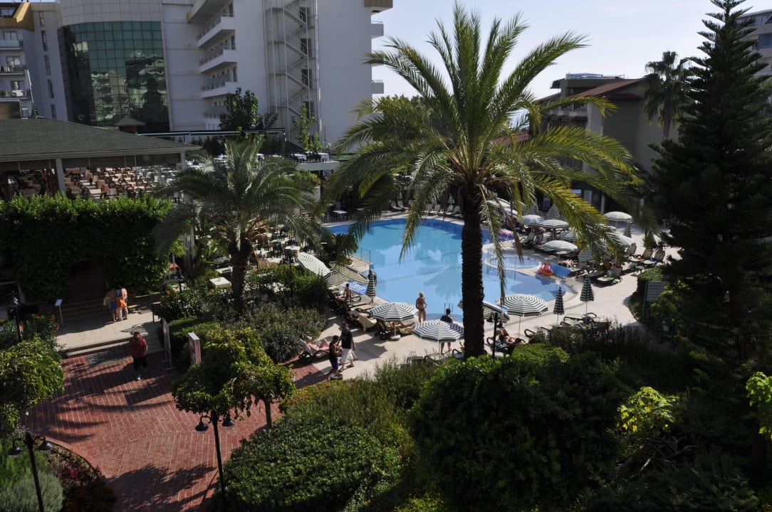 Gartenanlage Hotel Gardenia Beach